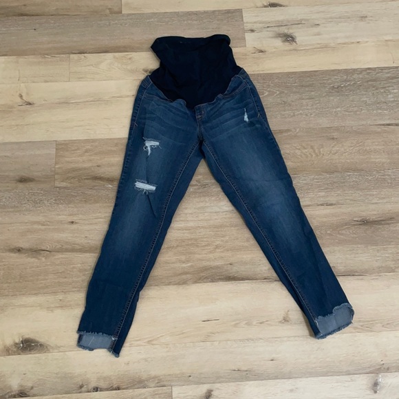 1822 Skinny Distressed Maternity Jeans size 28
